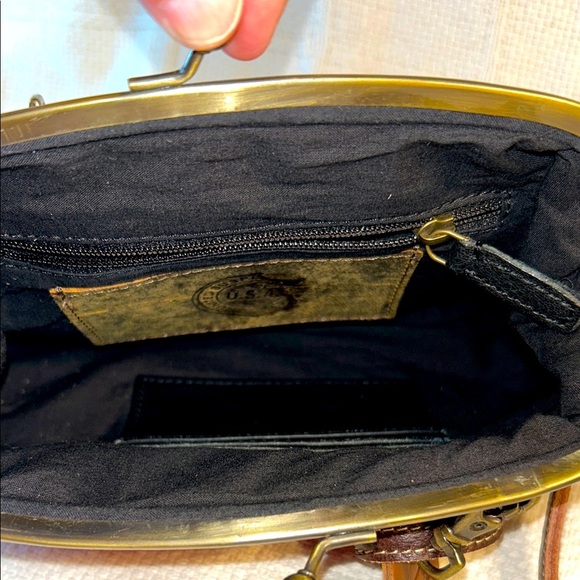 Myra Bag Red and Black Crossbody Bag With Kisslock Closure - Picture 7 of 8